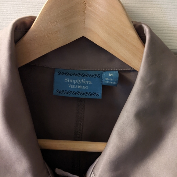 Belted Vera Wang Champagne Satin Coat Early 2000s Designer - Picture 4 of 4